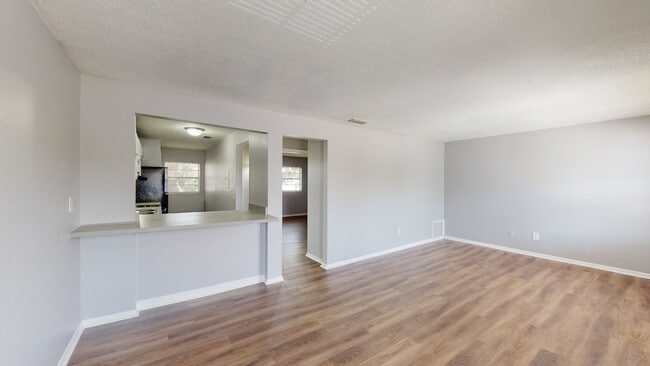 Photo - Lakeland Manor Apartment Homes