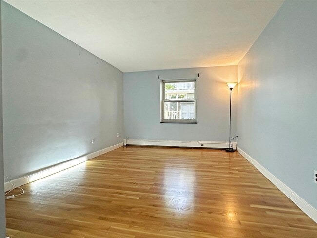 Photo - 100 Summer St Unit 1-4