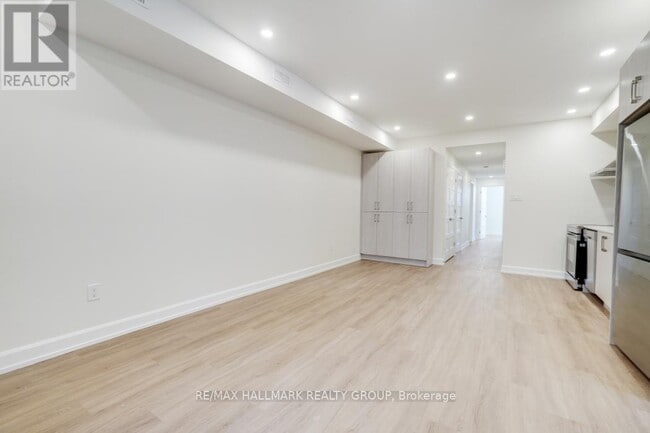 Photo - 956 Fisher Ave Unité C