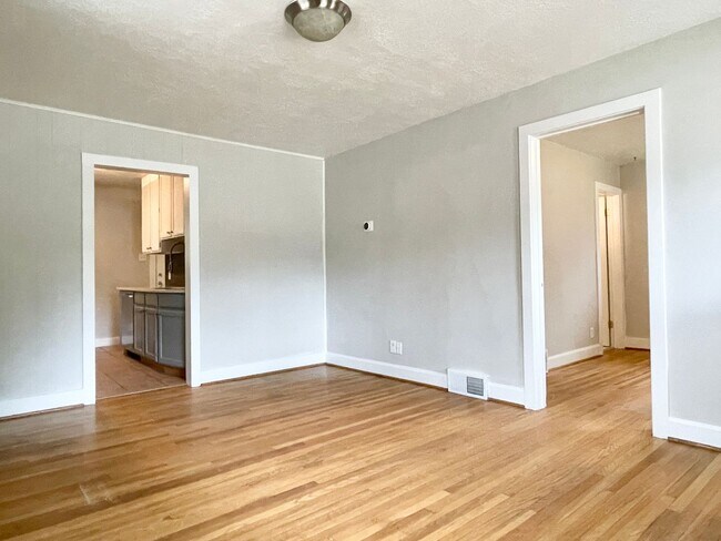 Photo - Darling Updated Cottage Near Liberty Park!