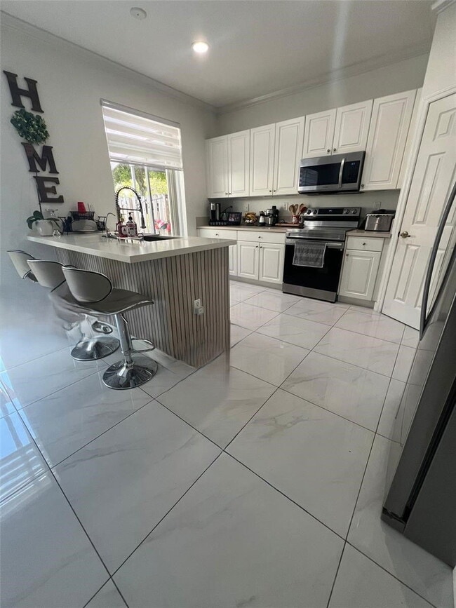 Photo - 5621 NW 112th Ct