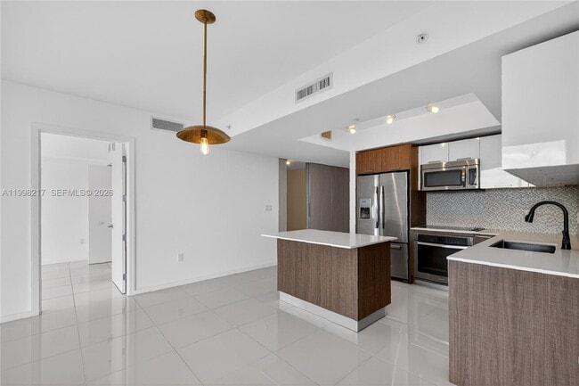 Photo - 5252 NW 85th Ave Unidad 1004