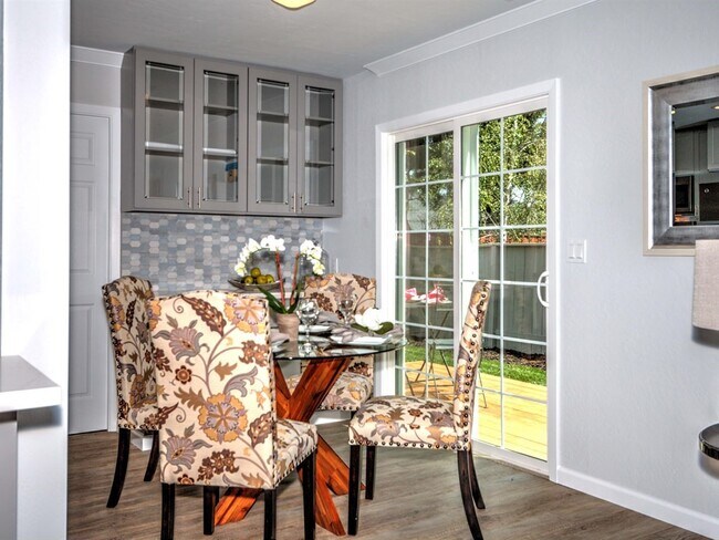 Photo - 1545 Walnut Grove Ave