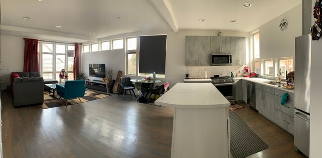 Photo - 829 19th Ave S