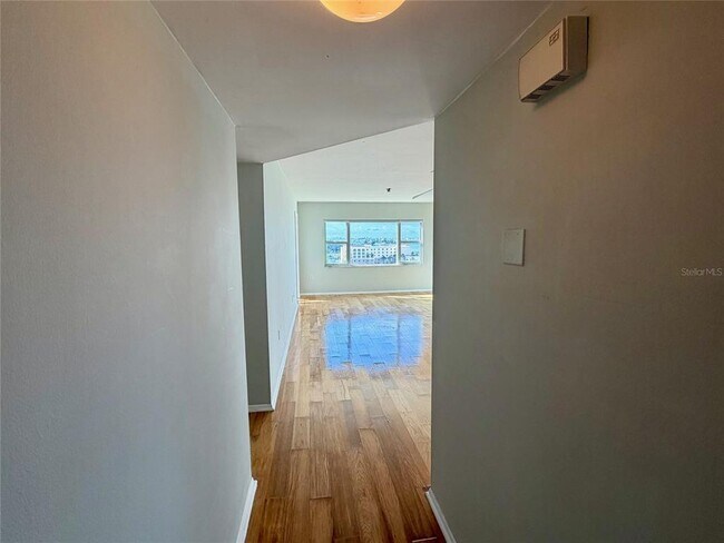Photo - 4775 Cove Cir Unit 1102