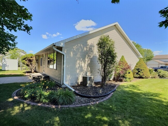 3181 Westowne Ct