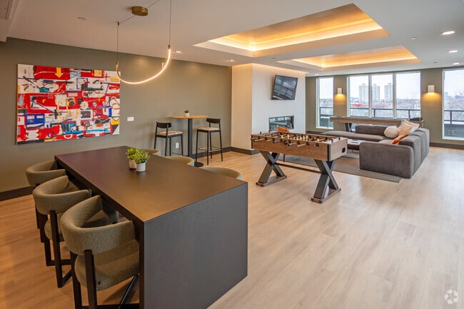 Sky Lounge