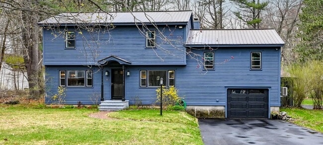 Building Photo - 4 Greta Ln