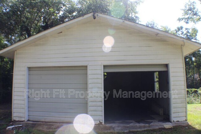 Photo - 4215 Forrest Rd