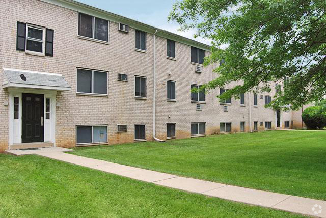 Arrowhead Court Apartments For Rent in Aston, PA | ForRent.com