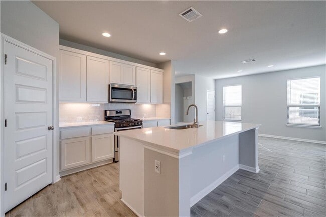 Photo - 2205 Limestone Lake Dr