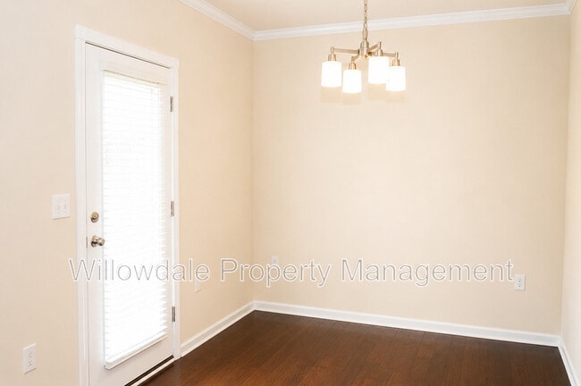 Photo - 2132 Chipley Dr