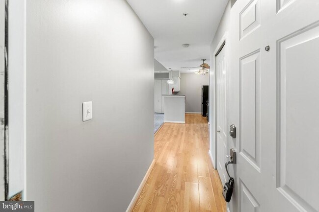 8921 Town Center Cir Unit 305