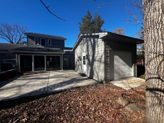 Photo - 204 Woodside Ave