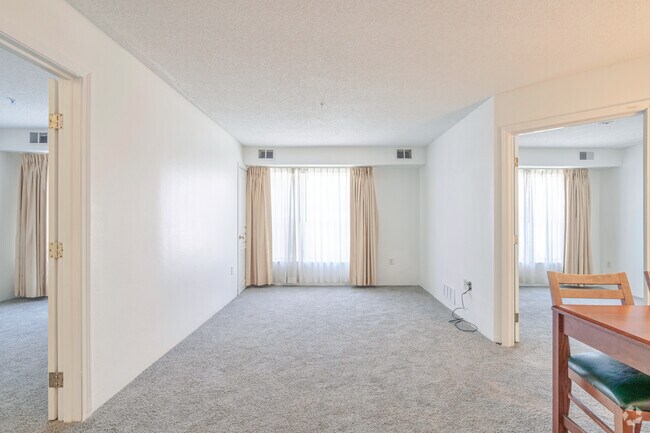 Skye Ridge Apartments