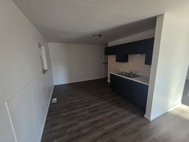 Photo - LIMITED TIME**NO APPLICATION FEE**1/2 OFF DEPOSIT**