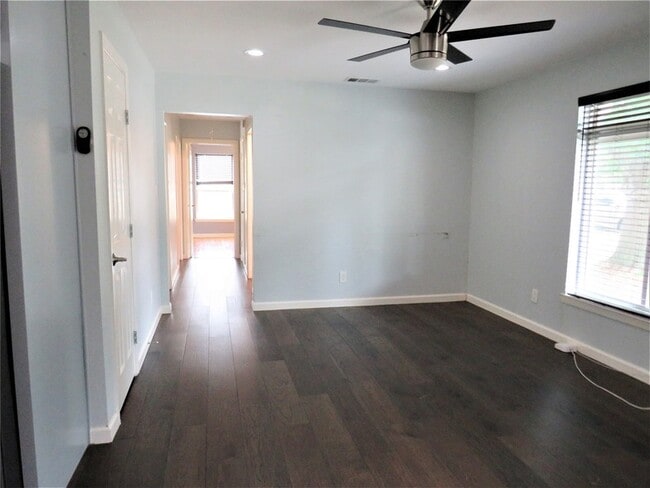 Photo - 1026 Thomas St