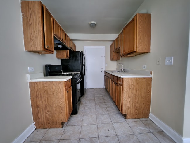 Photo - 4834 W Adams St Unit 103