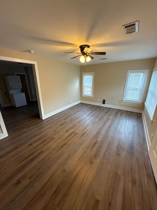 Photo - 1003 N El Paso Ave