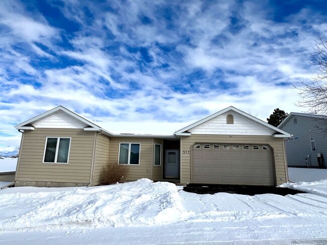 Photo - Dog Friendly 3 bed 2 bath Home