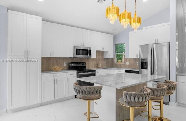 Photo - 2002 Lake Breeze Ct