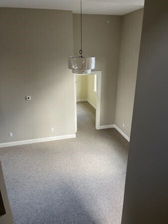 33 West Main Street Unidad C