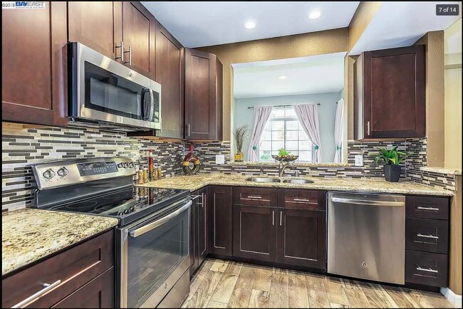 7025 Stagecoach Rd Unit B