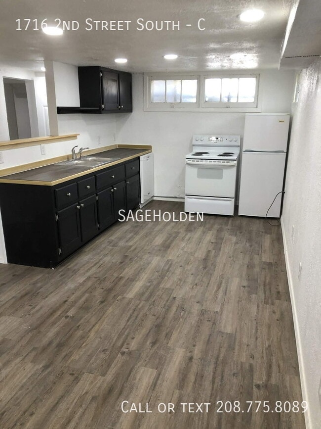 Photo - 1716 2nd St S Unit C