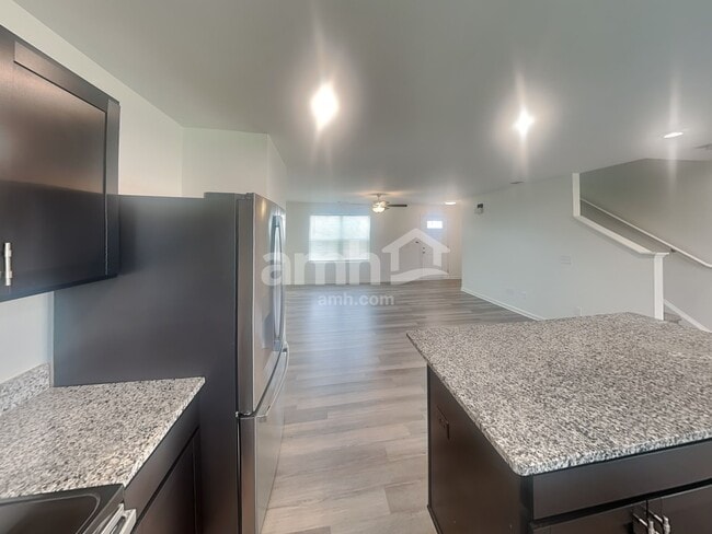 Photo - 5337 Compass Way