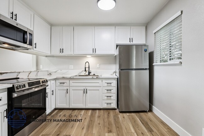 Photo - 24818 Eshelman Avenue