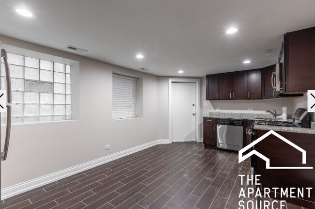 Photo - 2758 N Richmond St Unit G