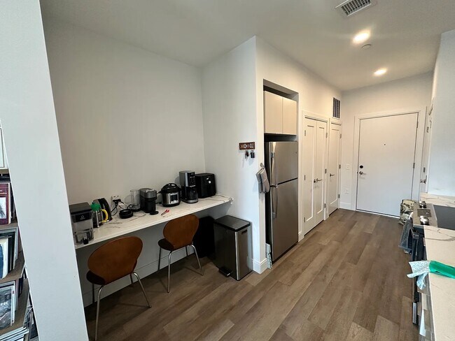 Photo - 278 E Cottage St