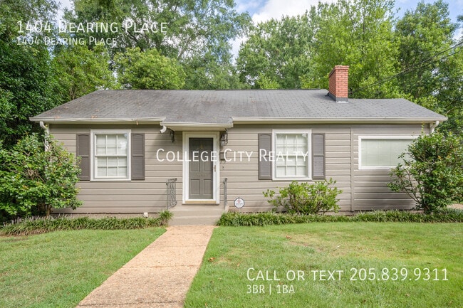 Photo - 1404 Dearing Pl
