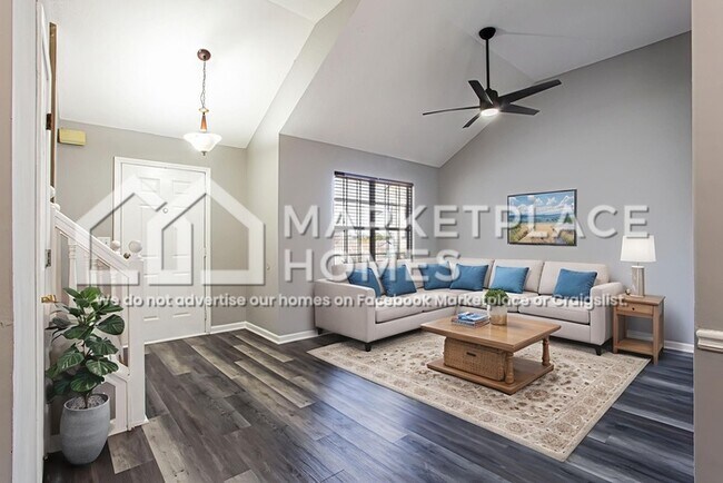 Photo - 832 Asbury Way