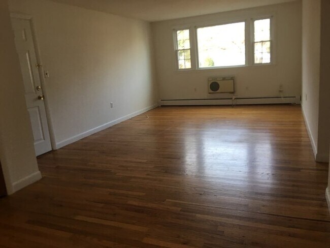 Photo - 53-55 Main St Unit 53-3