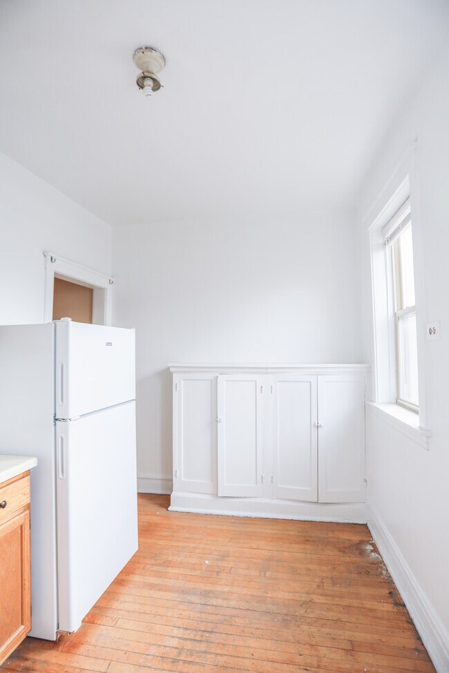 Photo - 4452 N Damen Ave Unidad #H1