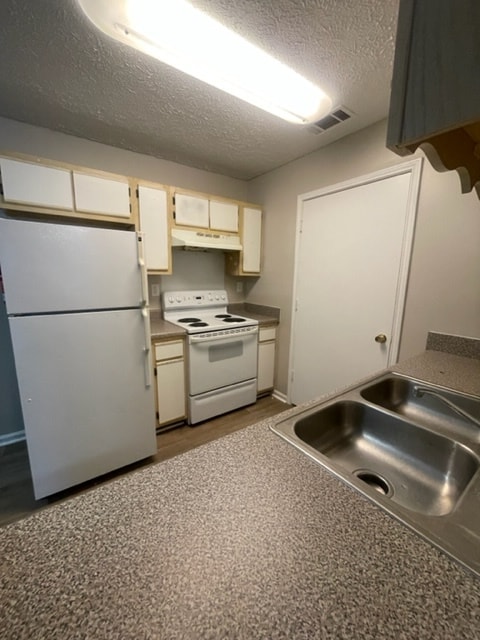 Photo - Heritage Park