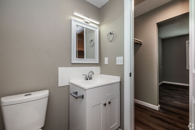 Photo - Lux Off Riverwalk