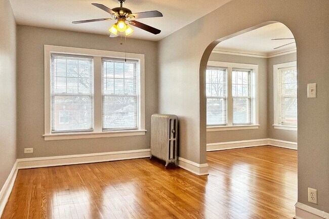 532 Des Plaines Ave.
