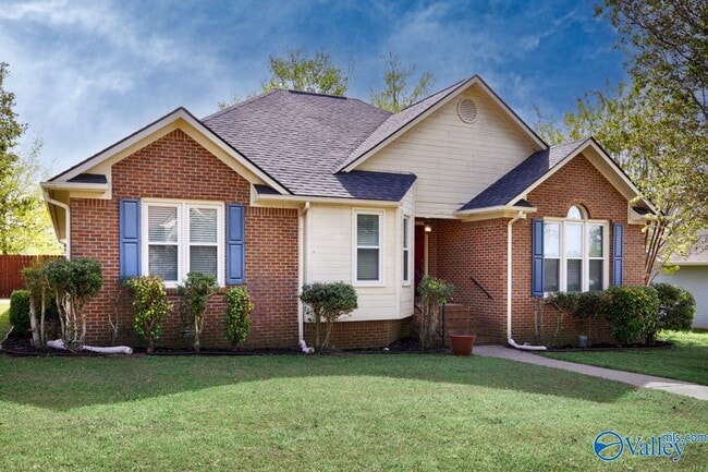 Photo - 180 Jarrett Ln