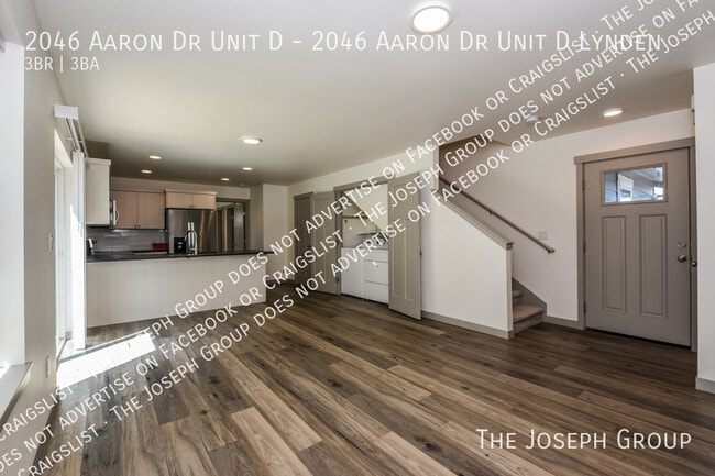 Photo - 2046 Aaron Dr