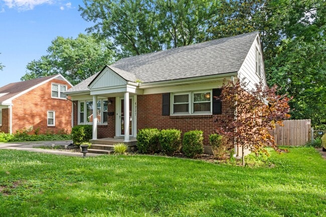 Photo - 4 bedroom 2 bath house for rent in Brookhaven!