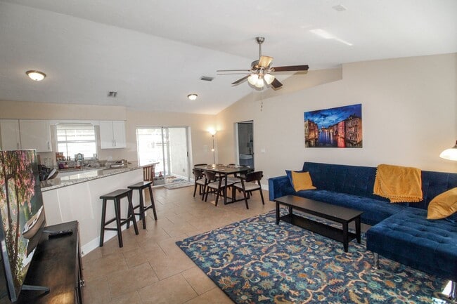 Photo - Flamingo Road, 232 Unidad Flamingo Road, 232