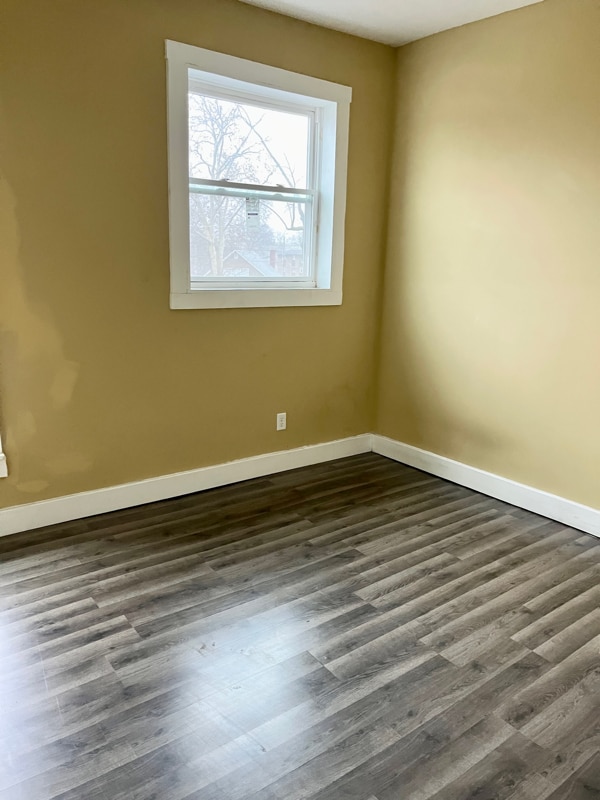 Photo - 913 S Main St