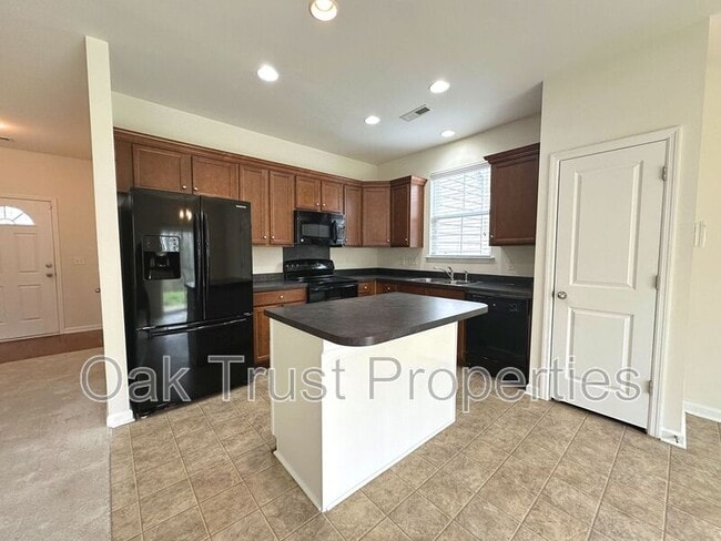 Photo - 3058 Nantuckett Ave