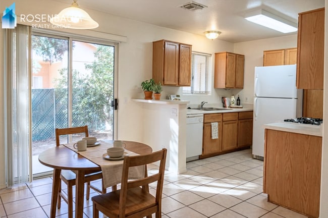 Photo - 6243 N Buckboard Dr Unit B