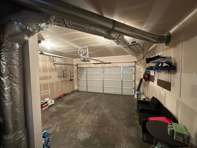 Photo - 3 Bed 1.5 Bath Duplex Unit - Barkley Village, Bellingham WA Unidad # 1813