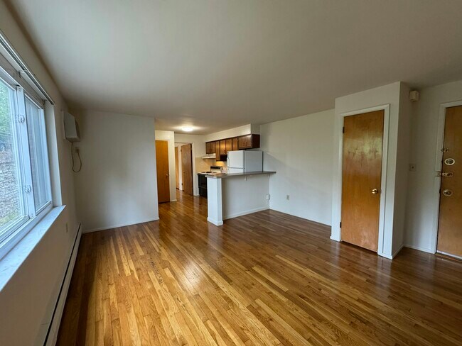 Photo - 3992 Ballard Ave Unidad 3