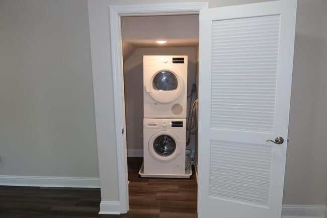 Strathmore Gardens Apartments