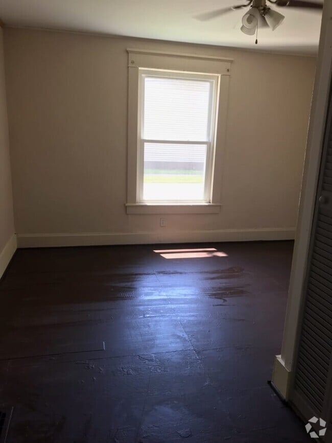 Building Photo - 74 W Stevens St Unit 1 Rental